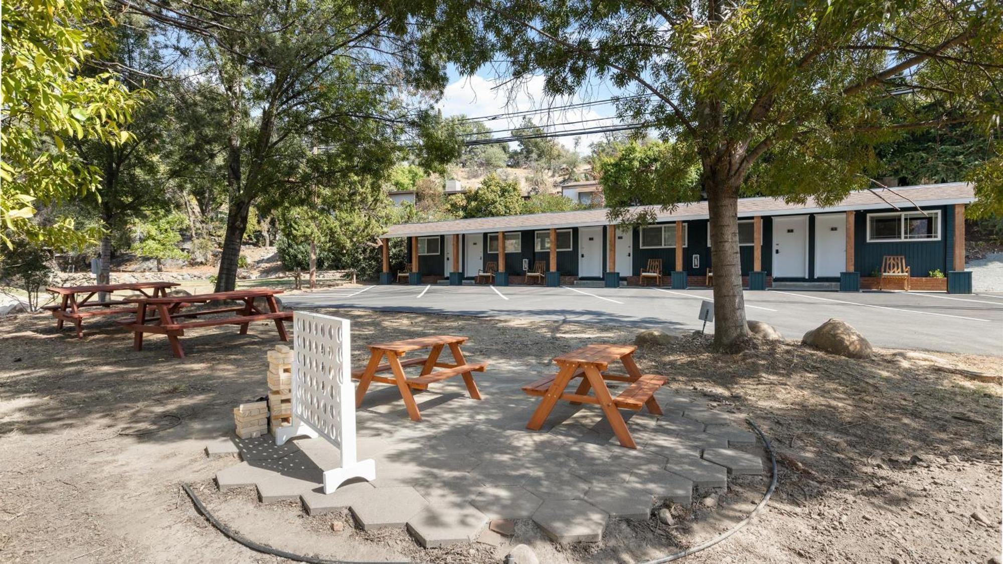 The Tokopah Sequoia Motel Rm 1 ثري ريفرز المظهر الخارجي الصورة